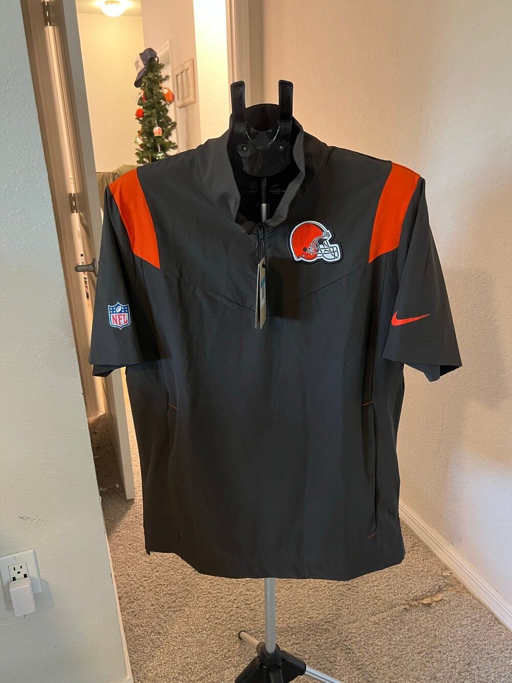 Cleveland Browns NFL Football Nike Sideline Coach Chevron Lockup Quarter-Zip NWT